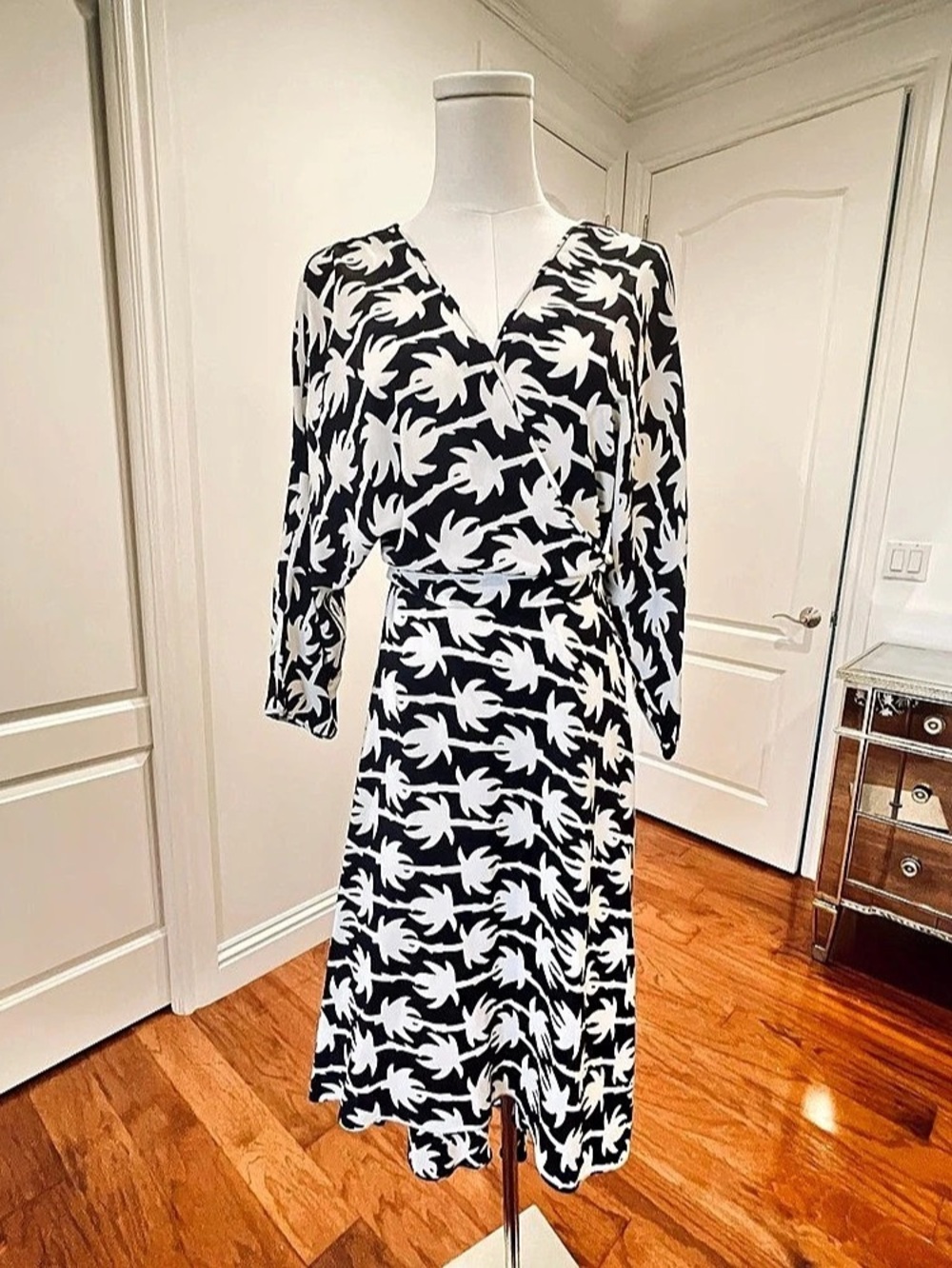 Diane von Furstenberg Palm Wrap Dress Abstract Print Midi Dress Size Small